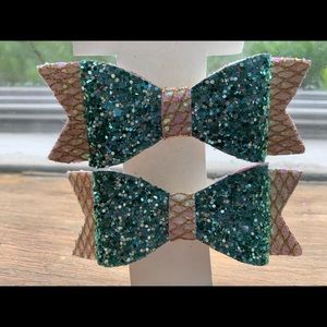 Pair of mermaid hair bows